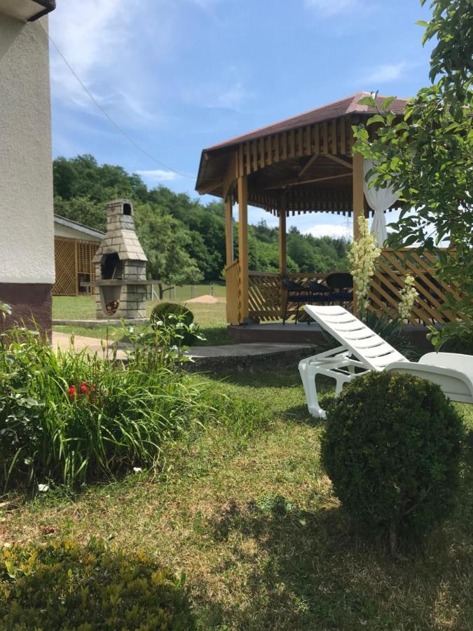 Apartman Karlo Otočac Exterior foto