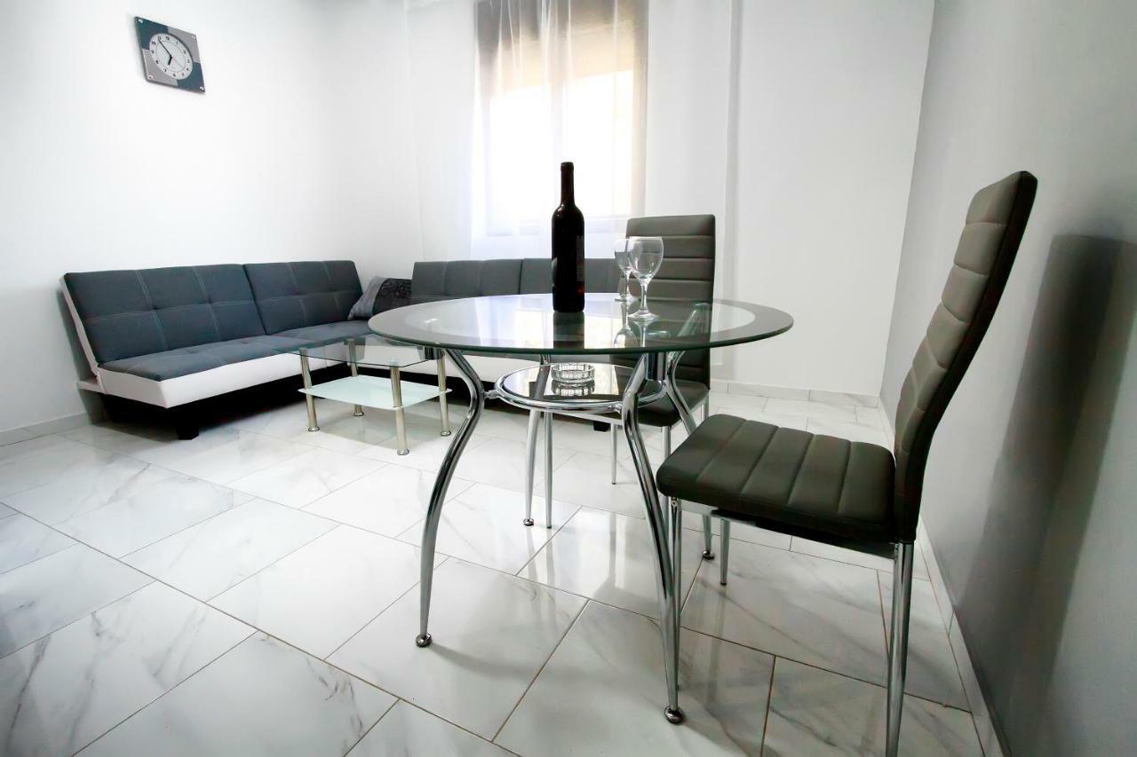Apartman Karlo Otočac Exterior foto
