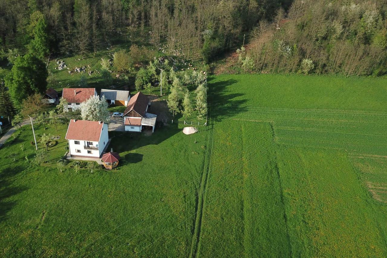 Apartman Karlo Otočac Exterior foto