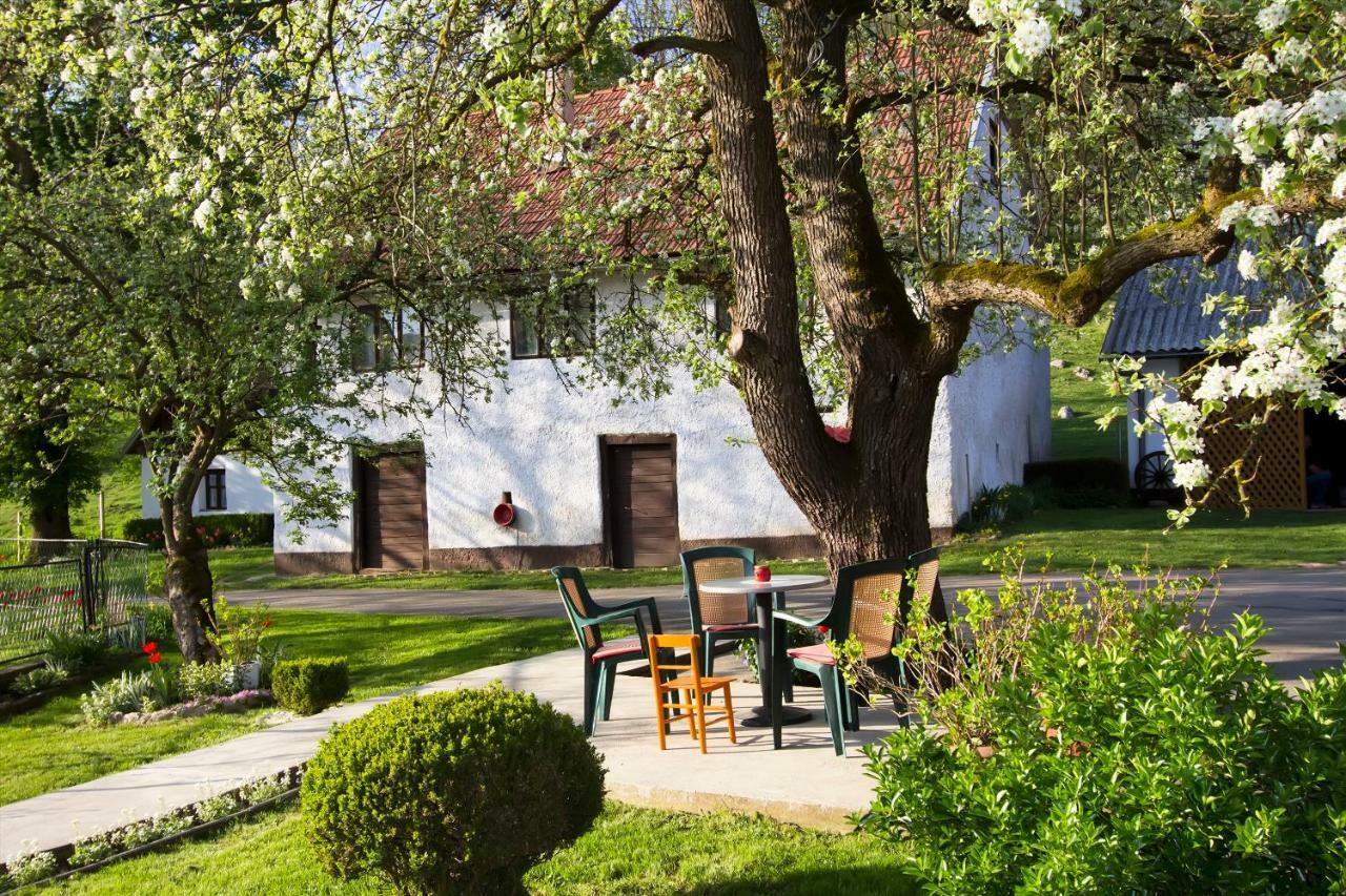 Apartman Karlo Otočac Exterior foto