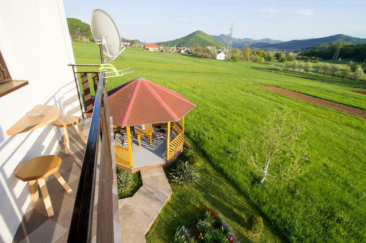 Apartman Karlo Otočac Exterior foto
