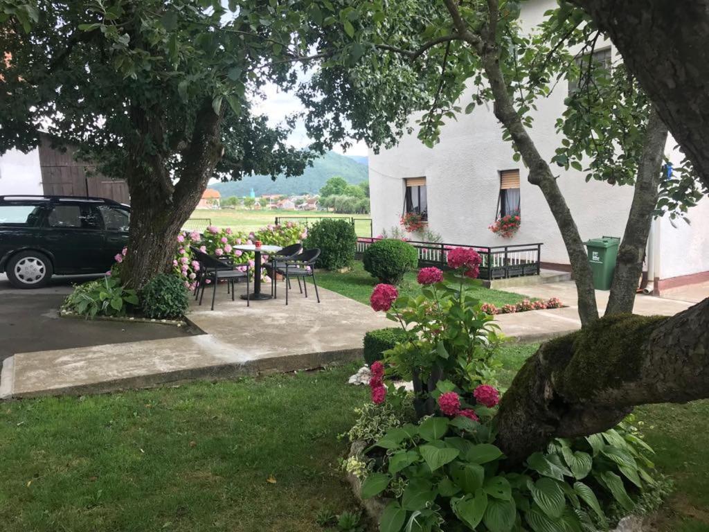 Apartman Karlo Otočac Exterior foto